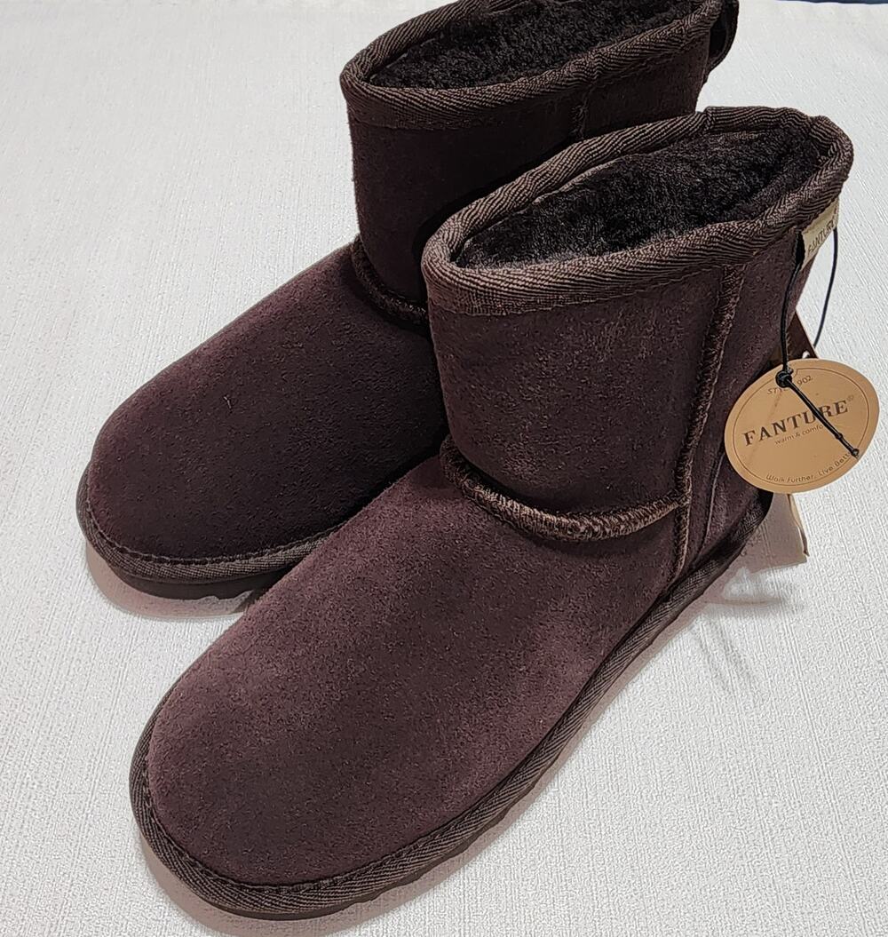 Fanture suede ankle boots kids size 2 boots